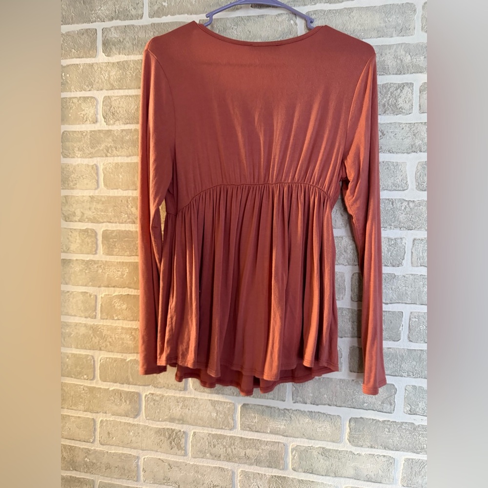 Chic Pink Long Sleeve Top - Picture 3 of 3